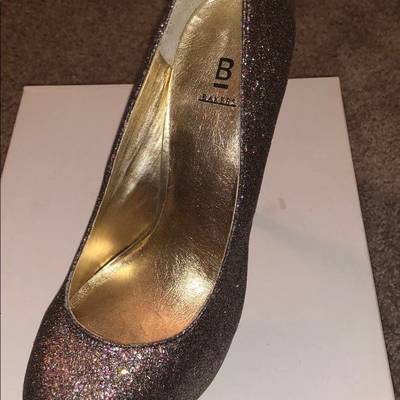 Bakers high heels 💜 - Picture 12 of 15